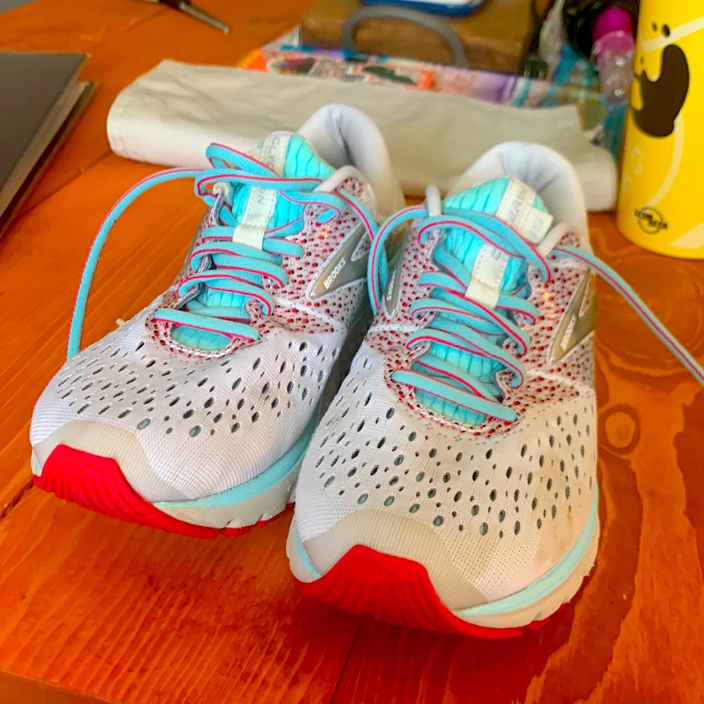 Brooks glycerin 16